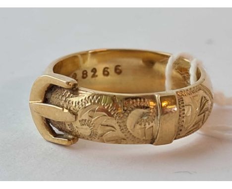 A buckle ring 9ct size M - 5.5 gms 