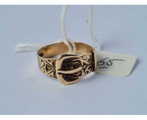 A vintage gents 9ct buckle ring size U 3.9g
