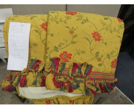 A PAIR OF HEAVY QUALITY CURTAINS APPROX 8FT X 4FT&nbsp;