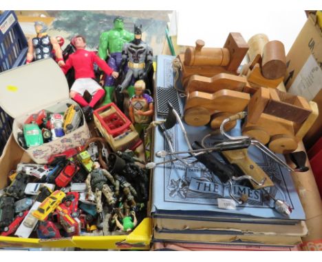 A TRAY OF ASSORTED VINTAGE TOYS TO INCLUDE DIECAST VEHICLES BY CORGI, URSS, ERTL &amp; MATCHBOX,, A FOOTBALLER ACTION MAN FIG