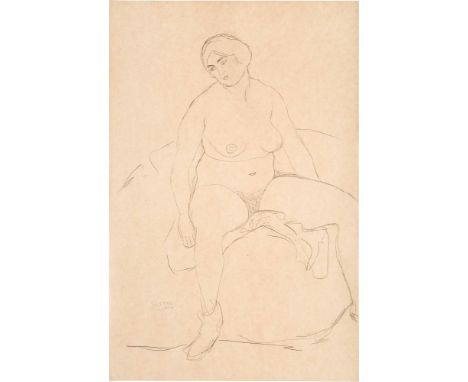 Gustav KlimtSitzender weiblicher Akt1911/12Bleistift auf Papier; gerahmt56,8 x 37,4 cmSigniert links unten: Gustav / Klimtehe