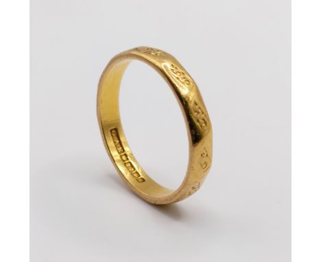 A 22ct gold wedding band, ring size Q, 4.4 g