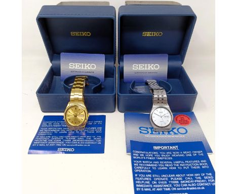 A gentleman's stainless steel Seiko 5 Automatic wristwatch, cased, and a gentleman's stainless steel Seiko SQ100 wristwatch, 