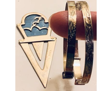 SILVER MARKED CHILD'S BANGLE, WEIGHT APPROX 4.15g; STERLING SILVER CHILD'S BANGLE, WEIGHT APPROX 5.48g; STERLING SILVER BOOK 