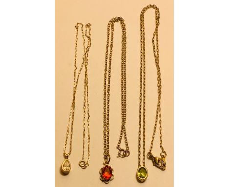 10ct GOLD QUARTZ PENDANT, APPROX 1ct, WEIGHT APPROX 0.61g, AND 9ct GOLD CHAIN, WEIGHT APPROX 0.58g AND LENGTH APPROX 23cm; 9c