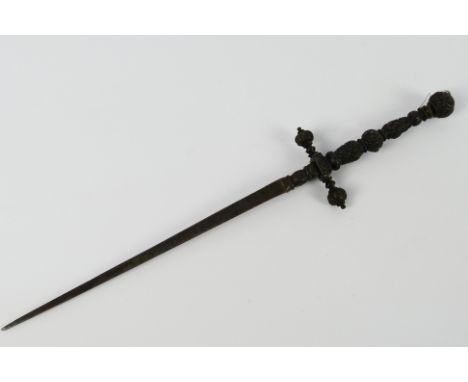 A steel stiletto dagger, probably Italian, with 17 cm (l) triangular section blade, the hilt and pommel decorated with floral