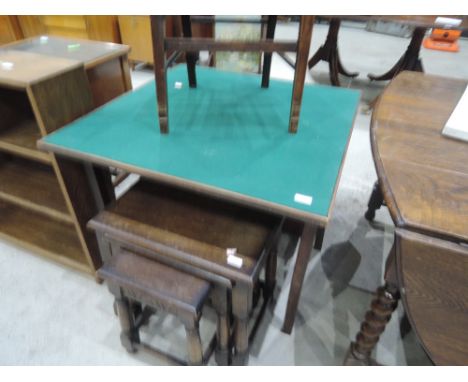 A traditional card table