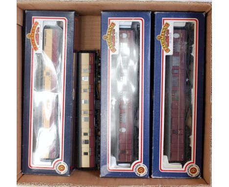 Seven Bachmann coaches, one unboxed, 3 Thompson BR maroon, one BR Mk1 BR maroon full brake, one BR Mk 1 BR crimson/cream full
