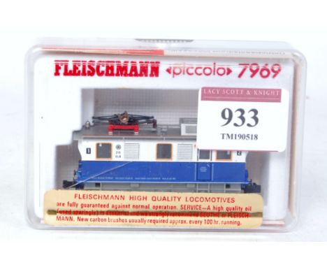Fleischmann, Piccolo N gauge ref No. 7969 6-wheel electric locomotive finished blue/white livery (NM-BNM)