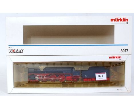 A Marklin 3-rail 3097 DR  03 4-6-2 No. 031043 (NM-BNM)
