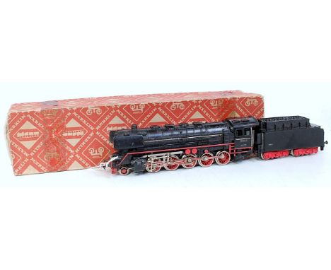 A Marklin 3-rail 3047 1964 DB BR44 2-10-0 No. 44 690 tender No. 3027 (G-BP)