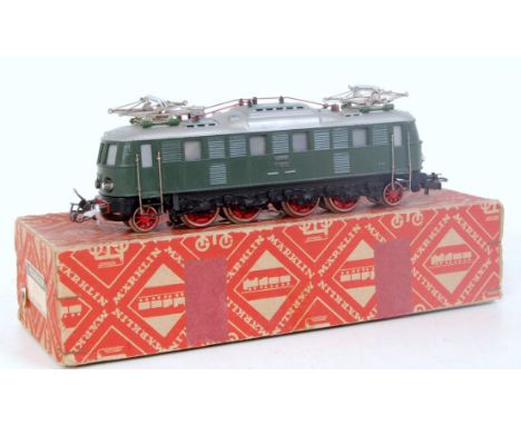 A Marklin H0 3-rail 3024 DB BR E18 2-D-2 electric in dark green No. E1835 1958/9 (G,BG)