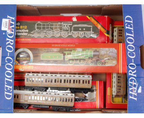 Hornby R378  wartime black class B12/3 engine and tender (G-BD) and 7 teak clerestory coaches (4 boxed) (G-BG)