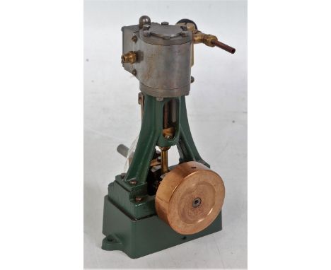 Stuart Turner 10v steam engine 0.75 inches bore x 0.75 inch stroke on box bed and fitted with displacement lubricator with su
