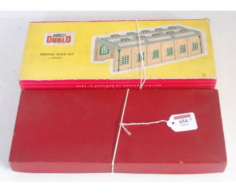 Two H-Dublo kits - 5005 two road engine shed (E)(BG) and 5006 engine shed extension (E) plain red (BE)