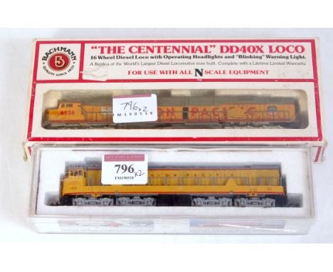 A Bachmann N gauge Union Pacific /Centennial DD40X (the world's largest) diesel No. 6926 (VG,BG) and a Con-Car U-50 diesel No