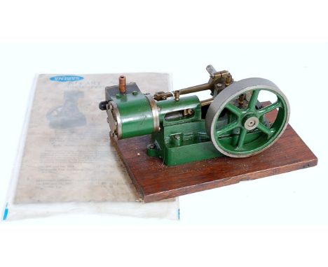 Stuart Turner 10H Small Horizontal Engine, 3/4 inch bore 3/4 inch stroke, with 3x dash pot lubricators, on wooden base, needs