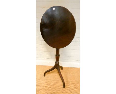 A circular Victorian mahogany occasional table on pillar and tripod base 18" diameter 