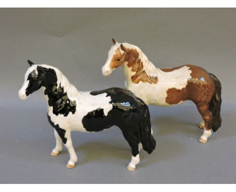 A Beswick skewbald horse, first version, and a piebald horse, second version