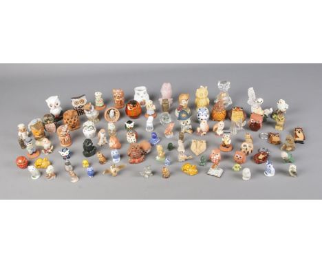 A large quantity of small owl figures including Rose Quarts, ceramic and glass examples.  