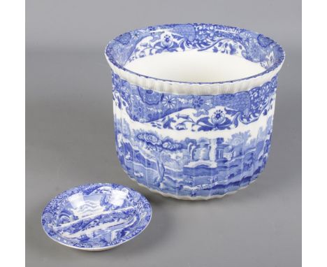 Two pieces of Copeland Spode Italian ceramics. Planter and dish.  