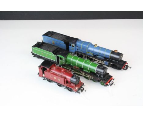 Three OO gauge locomotives to include Hornby Manchester United 4-6-0 LNER, Lima King Charles II &amp; Hornby R353 LMS 0-6-0 
