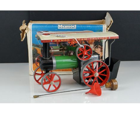 Boxed Mamod TE1a Steam Tractor Engine, good overall condition with tatty box 