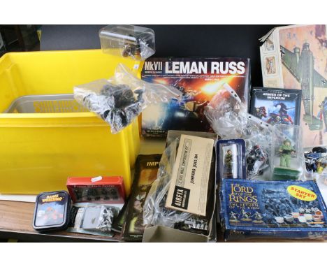 Quantity of plastic Games Workshop Warhammer figures and accessories plus ephemera and other figures featuring Lord of The Ri