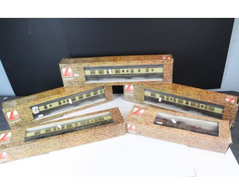 Boxed Lima O gauge 6534G 0-6-0 LMS locomotive in maroon, with tender, plus 4 x boxed Lima O gauge items of rolling stock to i