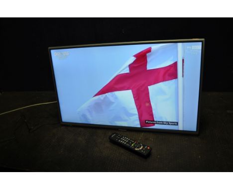 A PANASONIC TX-L32E6B 32in SMART TV WITH REMOTE (no stand but has wall bracket) (PAT pass and working) (2)