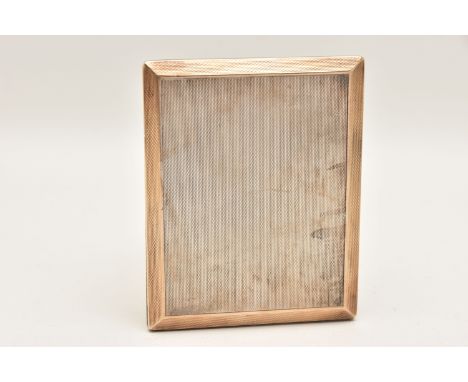 A SILVER CIGARETTE CASE, rectangular form case with engine turned pattern, approximate length 103mm x width 82mm, hallmarked 