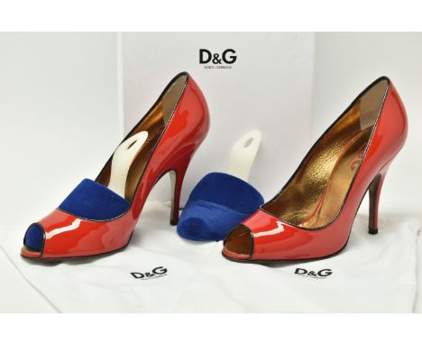 DOLCE &amp; GABBANA LADIES SHOES, peep toe, style 8662950309, red patent leather, edged in black, gold interior, bronze colou