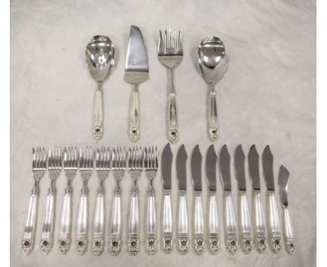 20-Piece International sterling handled luncheon set, stainless steel blades, 8 each knives and forks, 2-piece salad set, cak