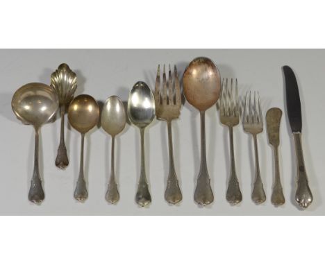 (70) Piece Wallace Sterling silver Grand Colonial pattern flatware: 12 HH dinner knives, 5 butter knives, 12 dinner forks, 11