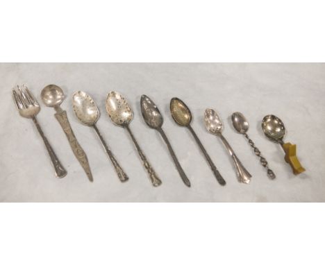 (9) Pieces unmarked silver flatware, 20th C, c/o 7 spoons, fork, small silver plated child's spoon with a Bakelite dog-form h