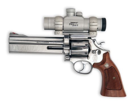 SMITH & WESSON, USA A .357 (MAG) SIX-SHOT TARGET-REVOLVER, MODEL '686 CUSTOM', serial no. BHM6555, with mirror-polished stain