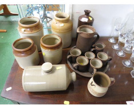 SELECTION OF STONEWARE AND POTTERY INCLUDING BLACKING JAR, CUPS, STORAGE JARS AND FOOT WARMER