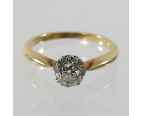 An 18 carat gold diamond solitaire ring, approx 0.9 carats