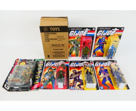 Hasbro - G.I. Joe - A trade box with 5 x carded G.I.Joe figures, Snake Eyes, Lonzo Stalker Wilkinson, Cobra Commander, Robert