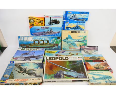 Revell - Italeri - Playfix - Nichimo - 15 x boxed model kits including Military Flying Boat # 670, Boeing B-17G in 1:72 scale