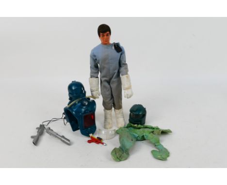 Palitoy - Action Man - A vintage unboxed Palitoy Talking Space Ranger Talking Commander figure in Space Ranger Patroller Outf