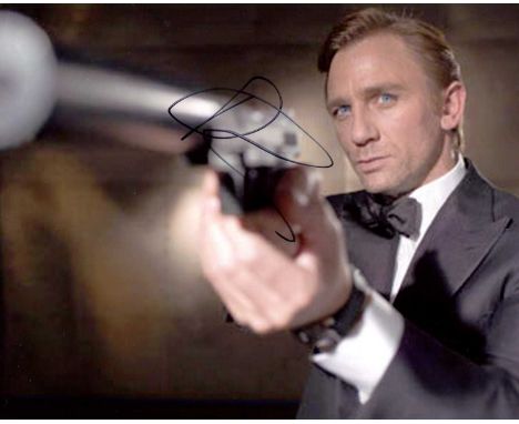 CRAIG DANIEL: (1968- ) British Actor, famous for his portrayal of the secret agent James Bond. Signed colour 10 x 8 photograp