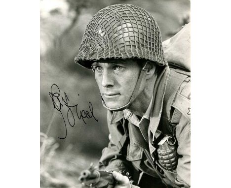O'NEAL RYAN: (1941-2023) American actor. An excellent signed 8 x 10 photograph of O'Neal in a head and shoulders pose, in mil