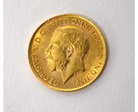 George V 1914 half gold sovereign