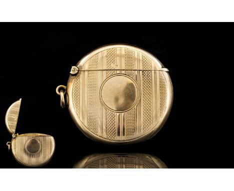 Edwardian Period Circular 9ct Gold Engine Turned Vesta Case of Nice Proportions. Hallmark Birmingham 1908, Maker F & Co. Wond