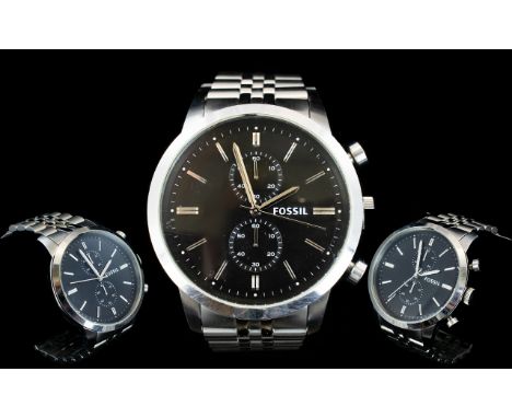 Fossil - Large and Impressive Gentleman's Stainless Steel Townsman Chronograph Watch. FS 4784. Features a Black Dial, Silver 
