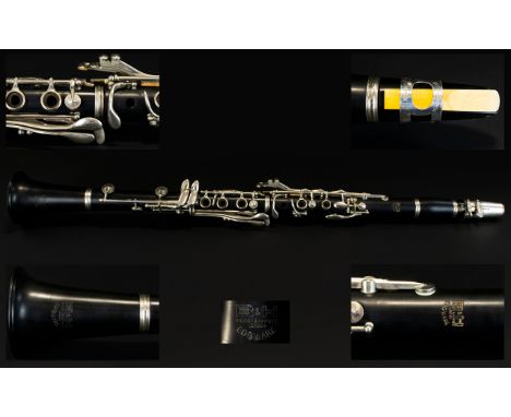 Boosey and Hawkes London Edgware High End Clarinet. Serial Num A476686. Comes with Original Carrying Case. Please See Photo. 