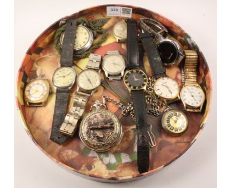 Vintage watches in one box   Condition Report   Click here for further images, condition, auction times & delivery costs