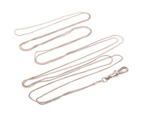 An Antique silver foxtail link long guard chain necklace, with dog clip, 136cm, 6.5g . Condition Report:A couple of individua