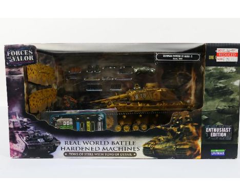 Forces of Valor - A boxed 1:32 scale Forces of Valor #80014 diecast WW2 German Panzer IV Ausf.G (Kursk 1943) tank. The model 